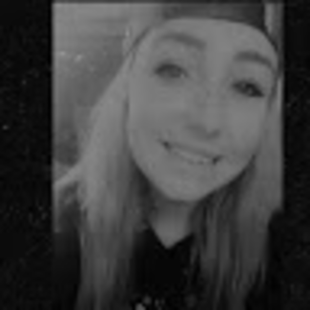 Meet your Posher, Devynn